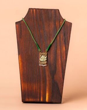 Collier 43