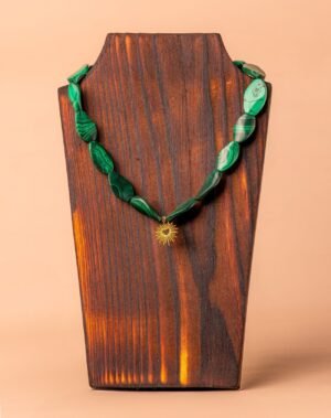 Collier en perles de Malachite réctangulaire