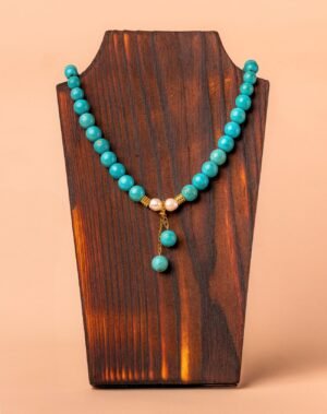 Collier en turquoise et perle de culture avec pendentif en turquoise
